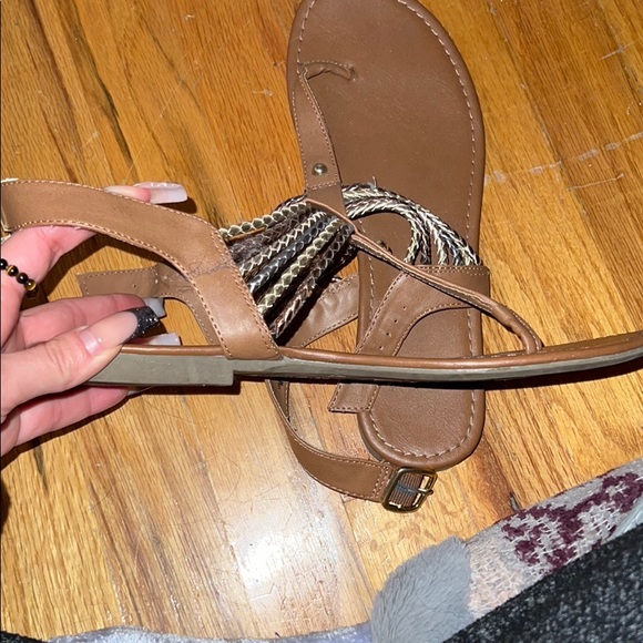 Sandals - Picture 2 of 2